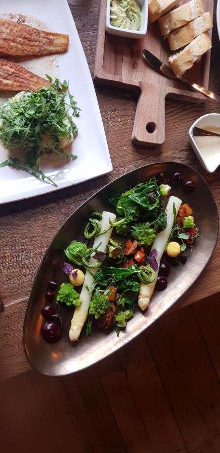 אדם L'Auberge Damhotel מראה חיצוני תמונה